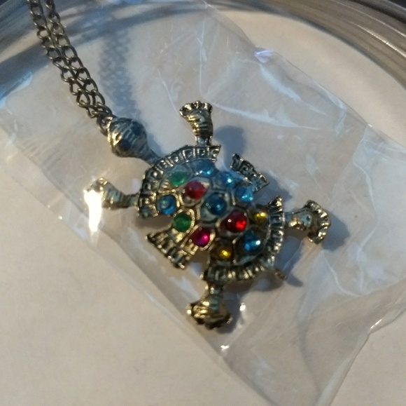 TURTLE NECKLACE - Rhinestone Jewelry - Cute - Picture 2 of 3